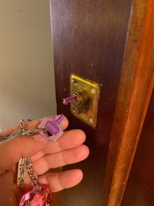 Llaves rotas en cerradura